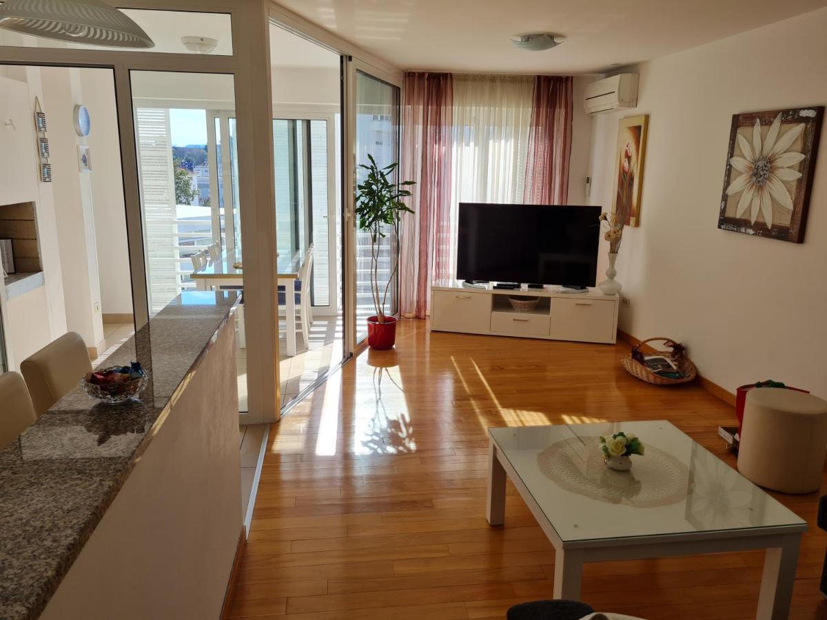 White Towers Residences No. 8 Zadar Bagian luar foto