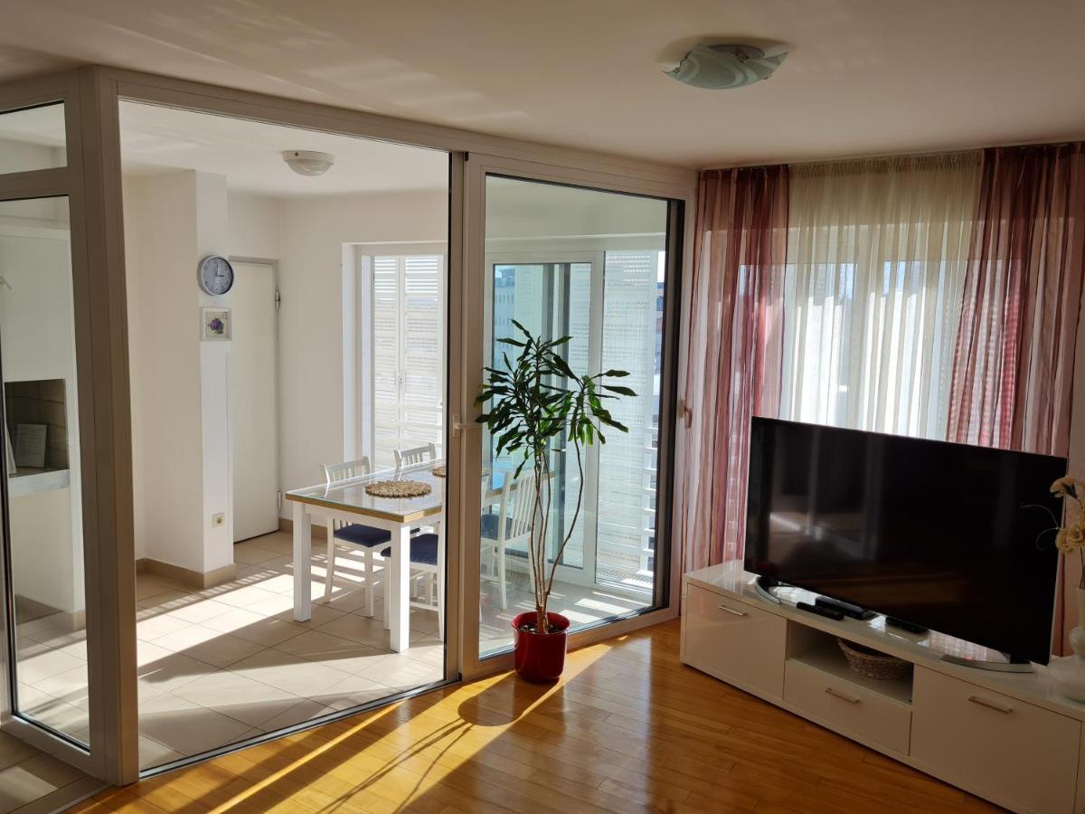 White Towers Residences No. 8 Zadar Bagian luar foto
