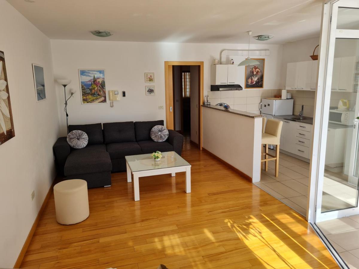 White Towers Residences No. 8 Zadar Bagian luar foto